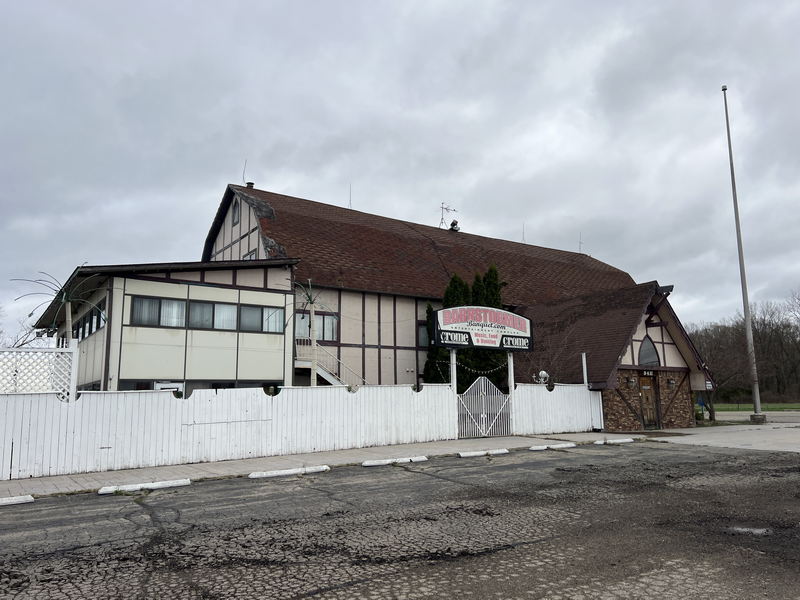 Barnstormer Entertainment Complex - April 17Th 2023 Photo
